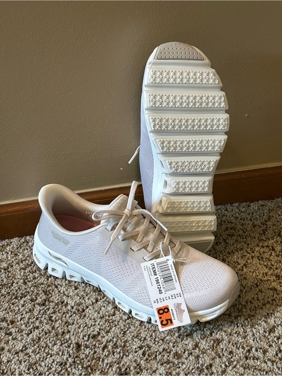 Skechers Shoes - Skechers Swift Fit Arch Comfort Hands Free Women's Tan shoes size 8.5